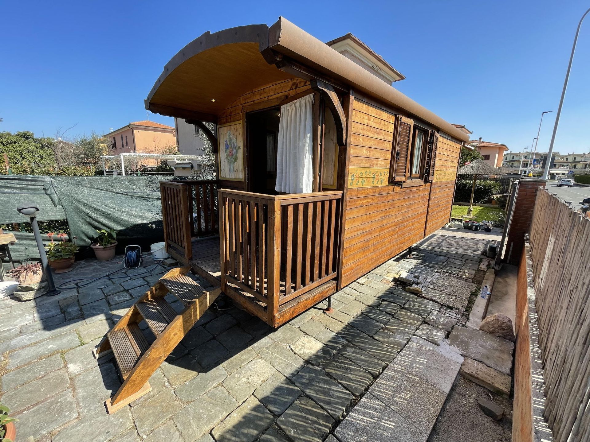 creazione carrozzone gitano Villafranca in Lunigiana