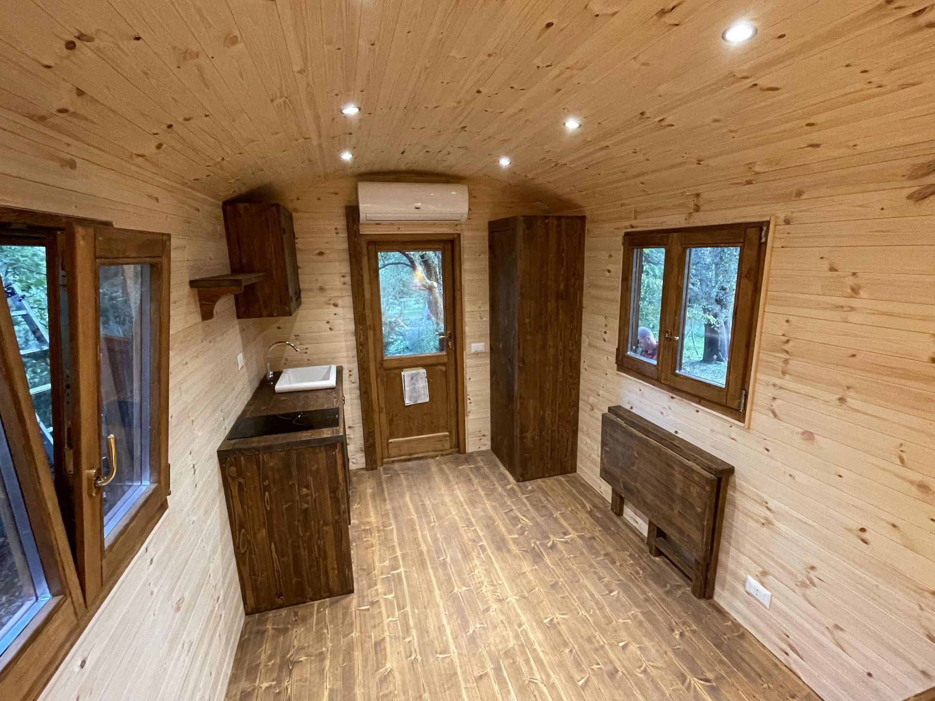 interni carrozzone gitano Villafranca in Lunigiana