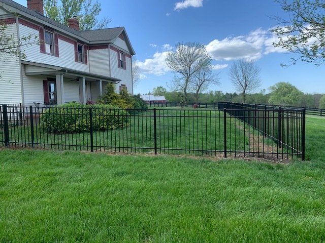 Fence Rail Aluminum - Shelbyville, KY - Shuck Fence