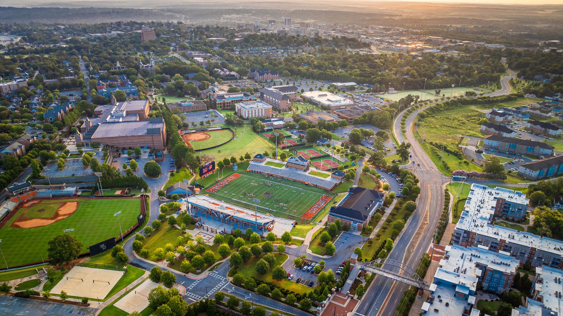Mercer University move in day 2023 photo from drone.