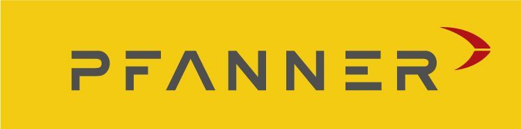 Logo Pfanner sur fond jaune avec des lettres gris foncé et un symbole de flèche rouge.