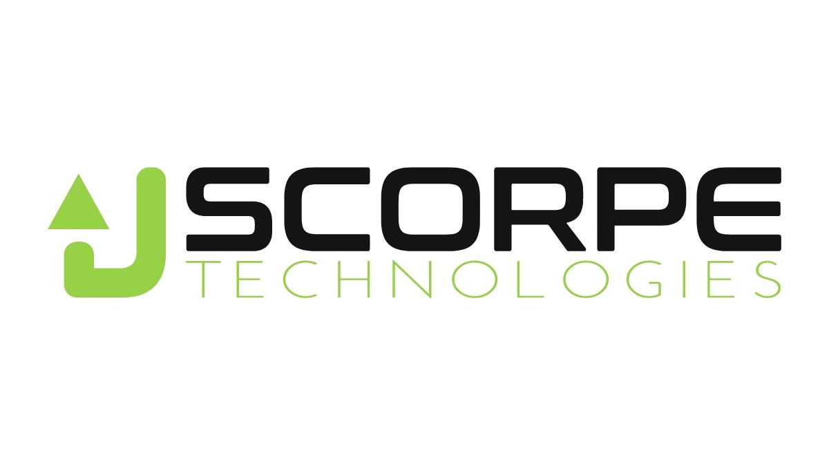 Logo pour Scorpe Technologies : Flèche verte et « J » avec texte noir « SCORPE TECHNOLOGIES ».