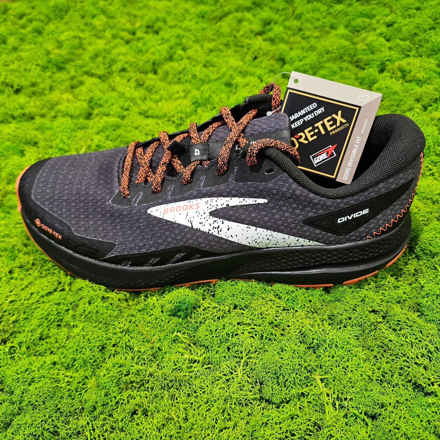 scarpa da treking