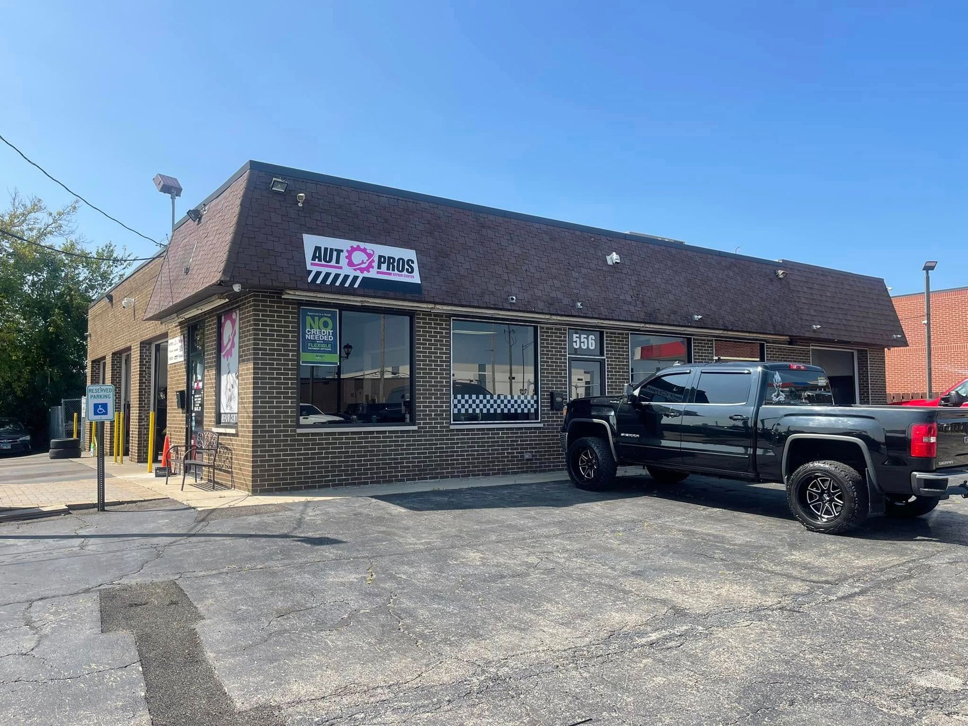 SHOP IMAGE | Autopros Repair Center