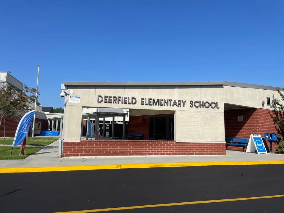 A picture of Deerfield Elementary School in Irvine, where Central Presbyterian Church meets.