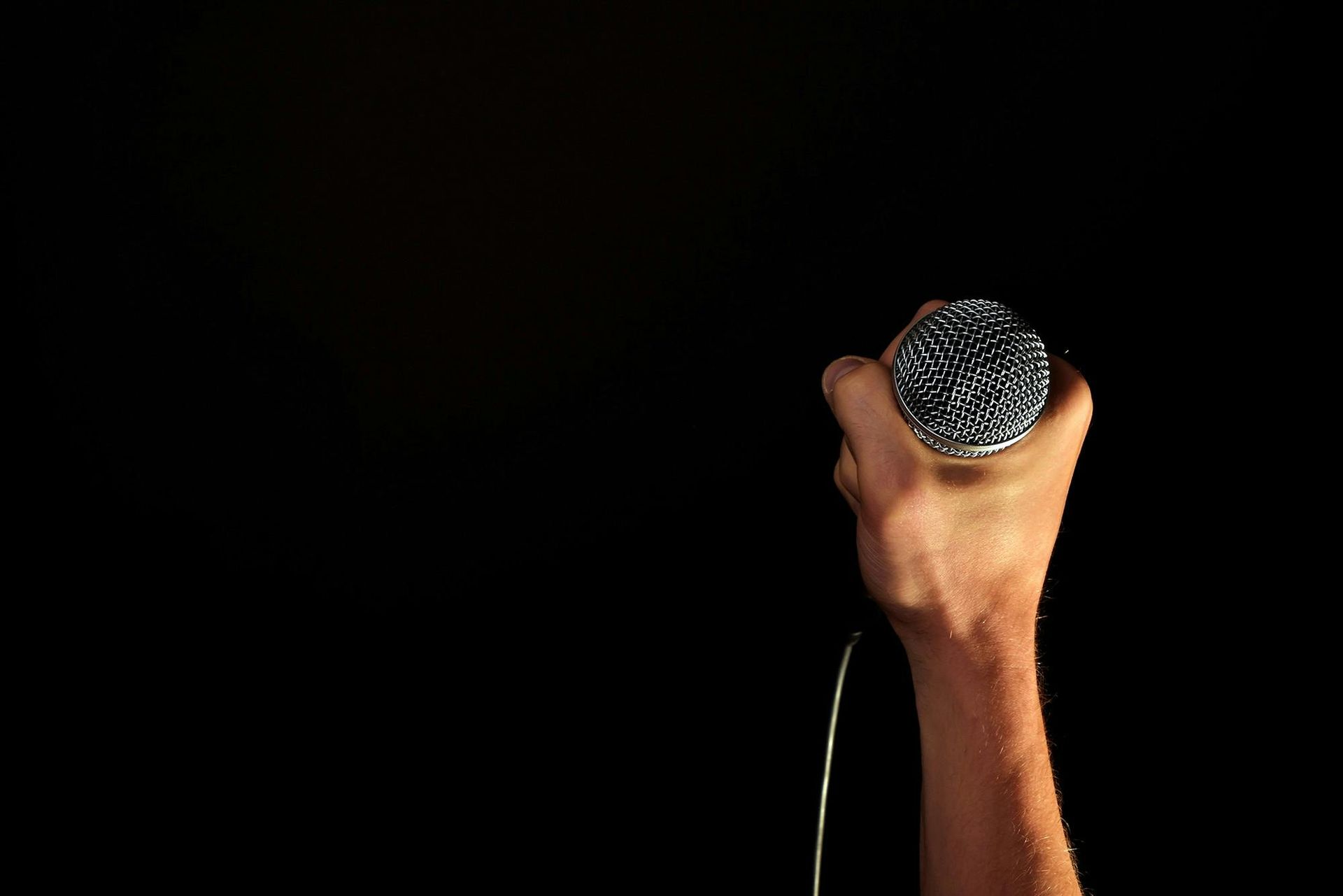 image of a microphone, symbolic of speaking for Jesus