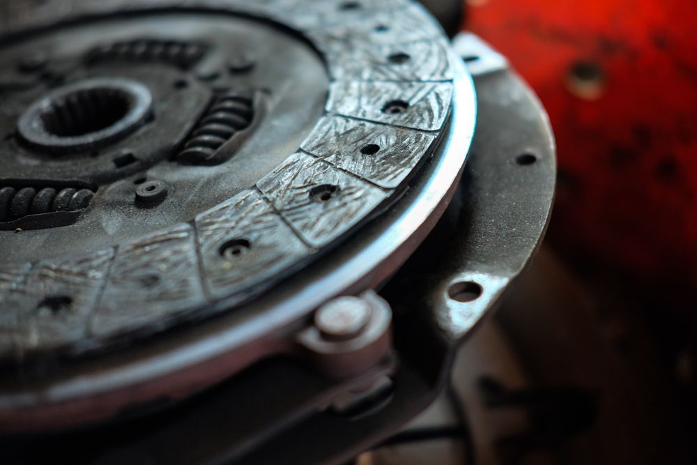 Clutch Plate Repair and Replacement Service
