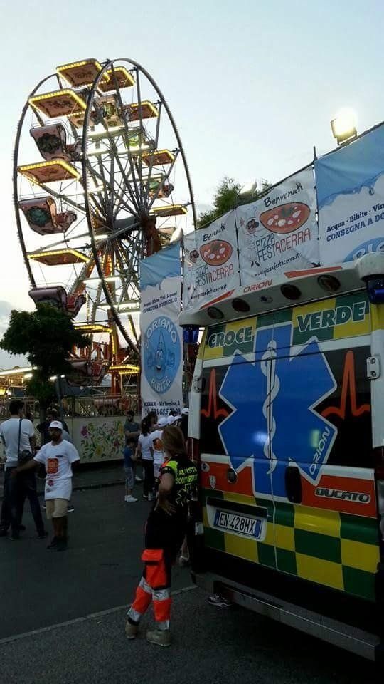 Ambulanza in luna park