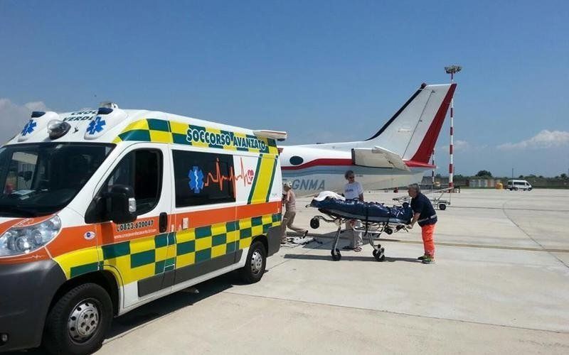 Ambulanza in aeroporto
