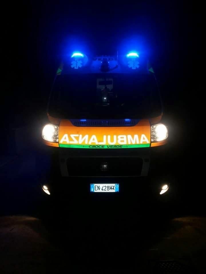 Ambulanza nella notte