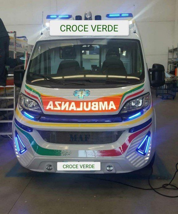 Ambulanza croce verde