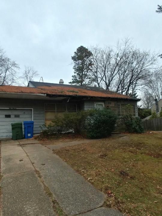 House in horrible shape in Cherry Hill, NJ