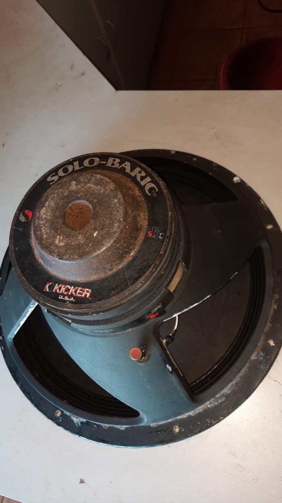 som Alto falante U.S.A Kicker Solo-Baric 15 Polegadas Recondicionando 8ohm 200w RMS funcionando 100%
R$300