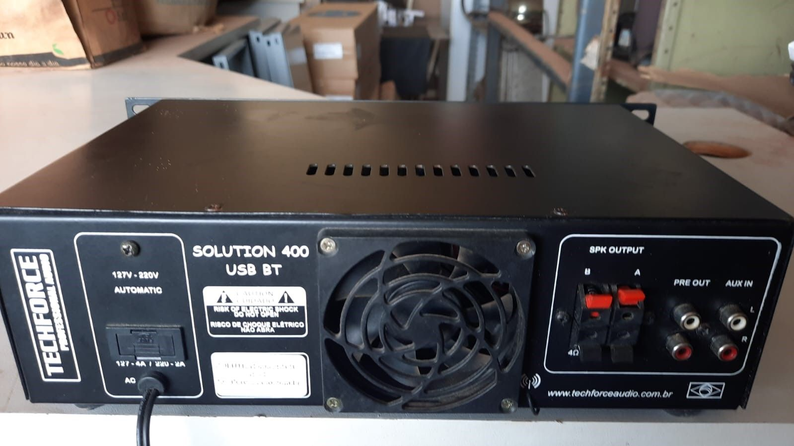 Amplificador Potência Techforce Solution400 Usb 200 Wrms Fm Bluetooth semi novo