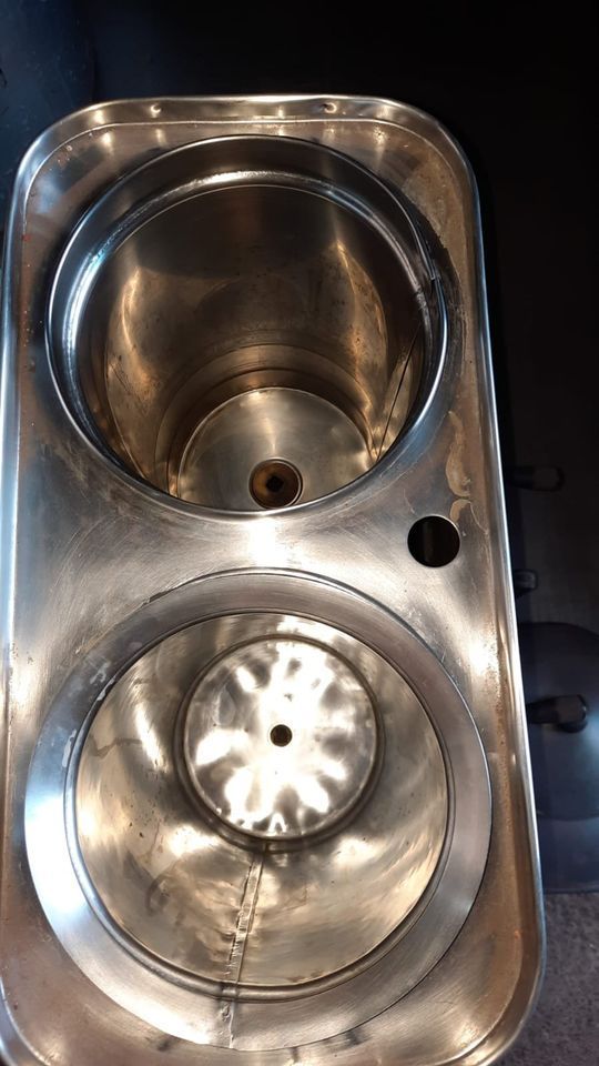 Cafeteira Industrial Universal 20 Litros 220 volts usada
R$500