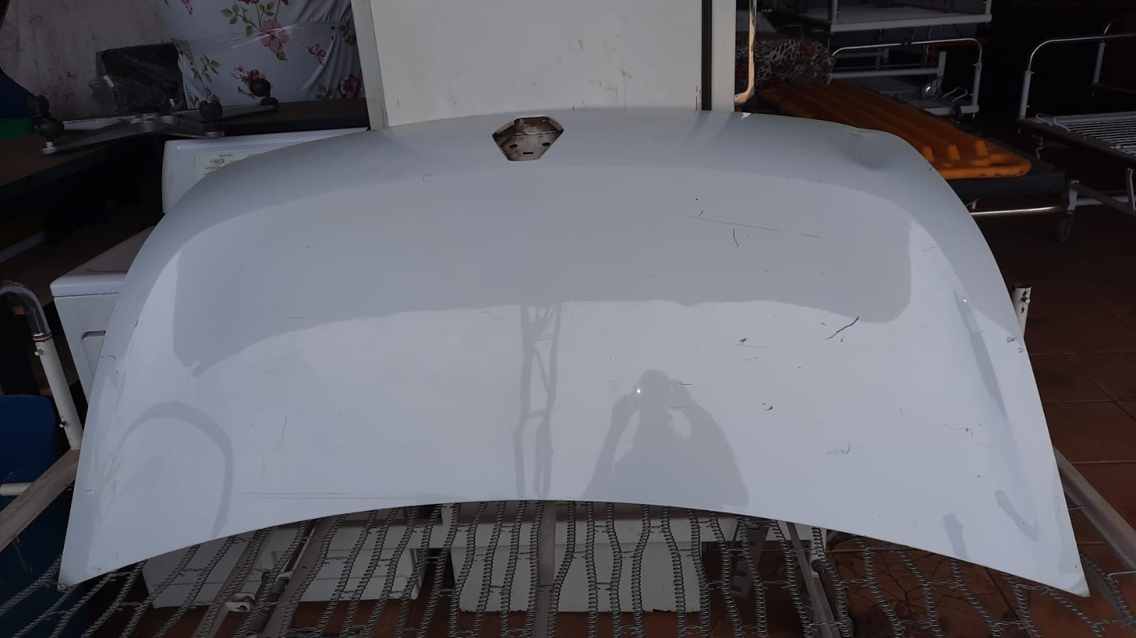 comercial Capô Renault Master modelo 2013a2020 original usado com pequeno amassado
R$1.000
