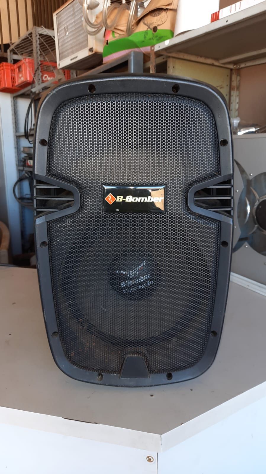 Caixa ativa B.Bomber modelo Bm0410 bem conservada
R$1.000