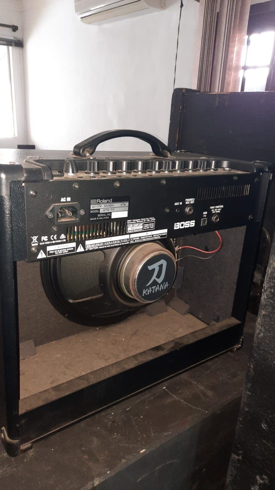 Amplificador para Guitarra BOSS KATANA 50 Gen 3 50W semi novo
R$2.500