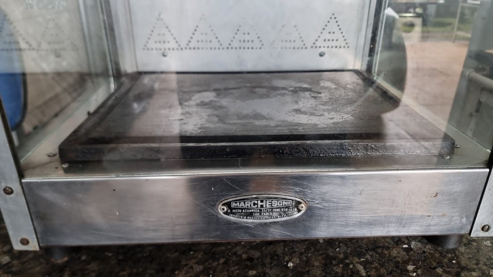 Estufa elétrica com chapa bifeira grossa em alumínio e inox 0,46x0,36x0,44 cm 127 volts