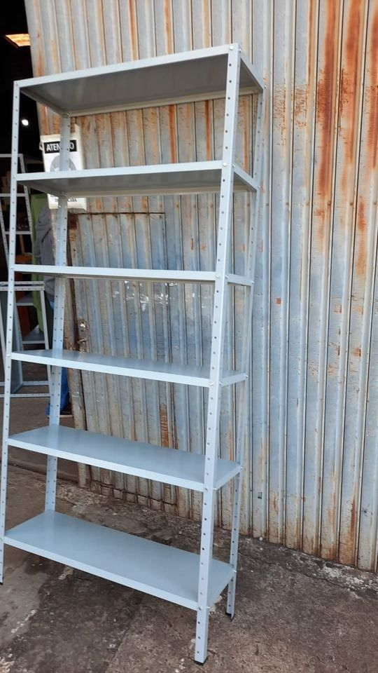 Estante de aço melhor preço 06 bandejas 0,30x0,92x2,00 na cor cinza e  preto desmontada 