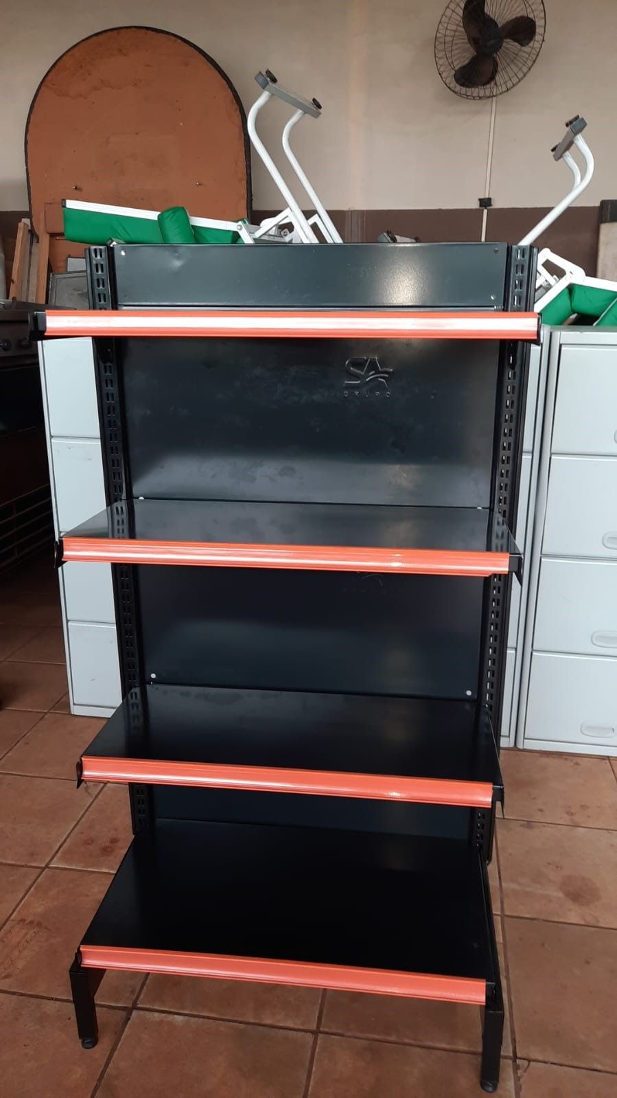 Gôndula estante expositor de mercado semi nova