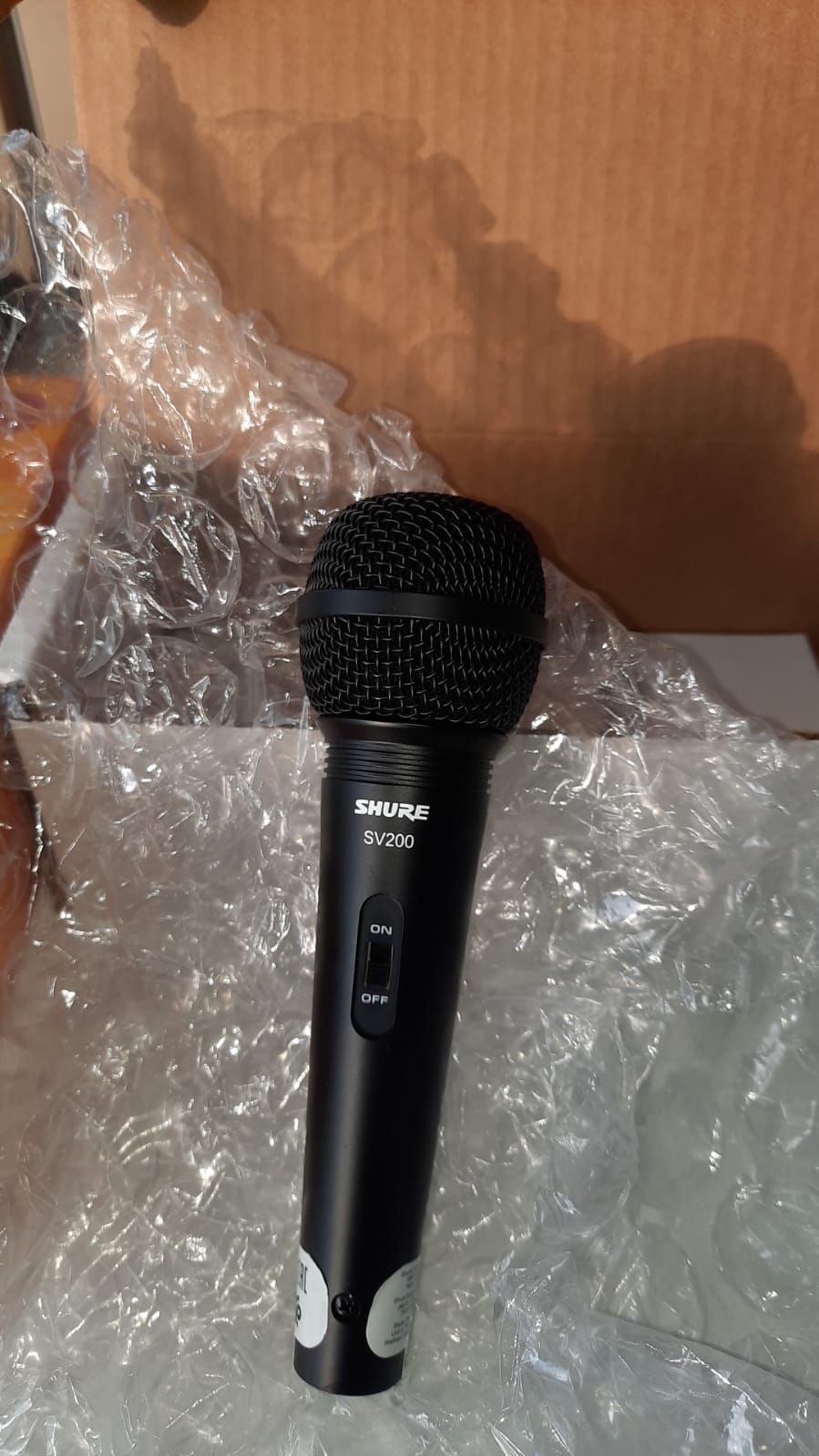 Microfone Shure Sv200 Profissional Vocal Com Fio novo