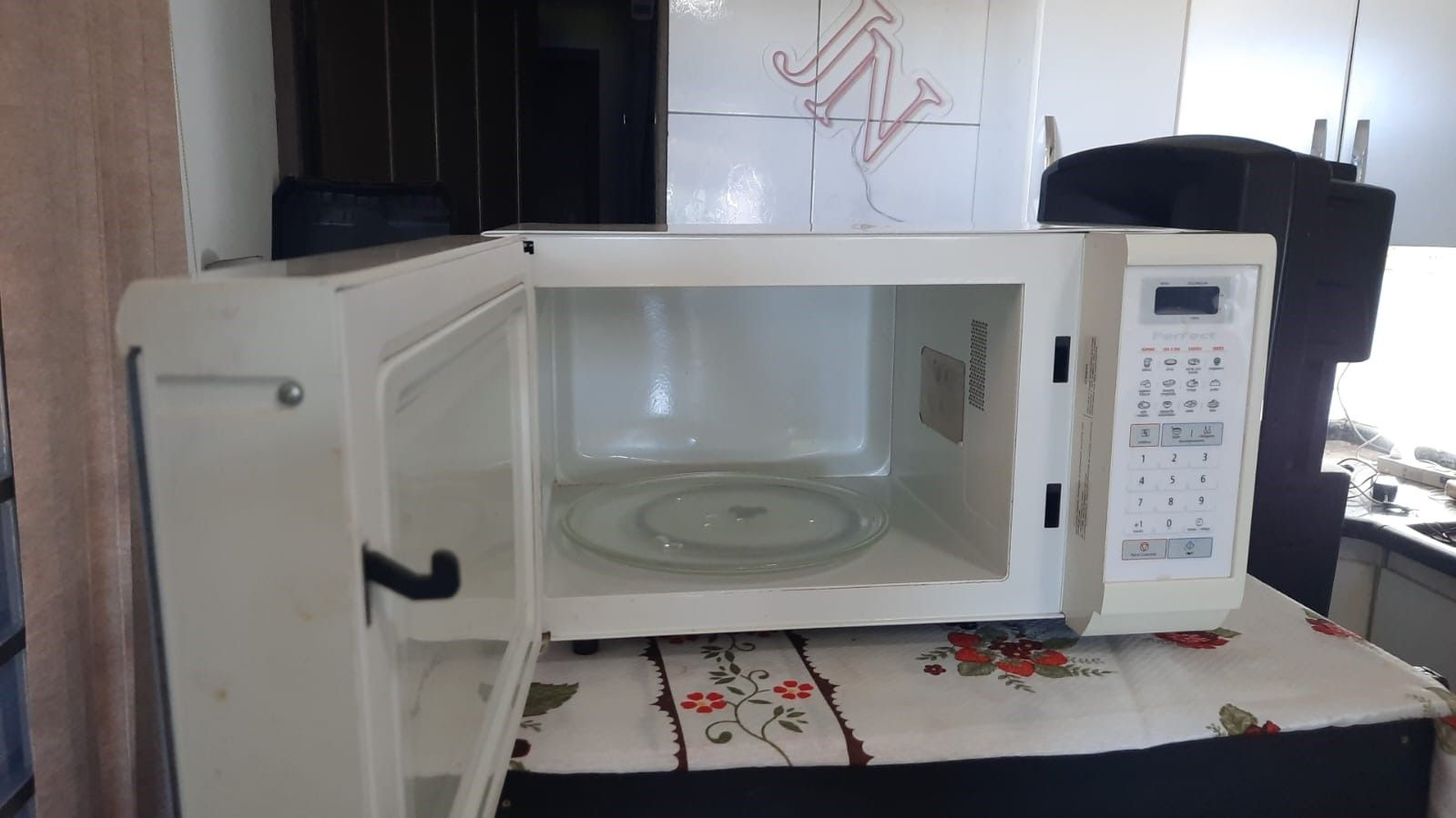 Microondas Panasonic frete espelhada 22 litros 127 volts sem novo