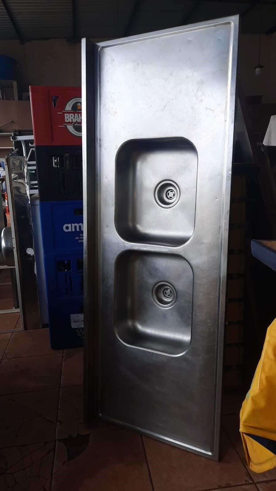 Pia em inox especial forte com 02 cubas 1,60 metros bem conservada