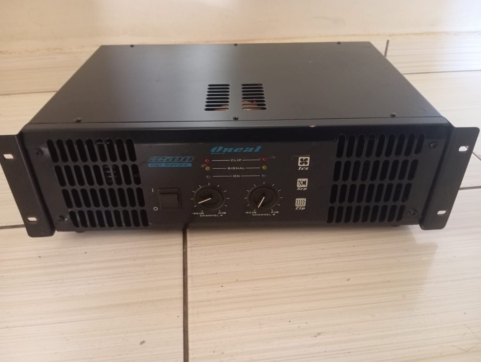 Potência Oneal Op3500 bem conservada funcionando 100%