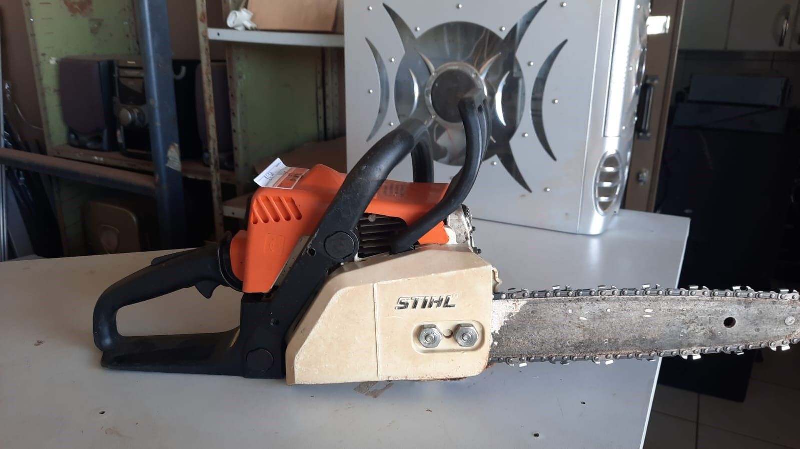 comercial Motosserra Profissional Gasolina Ms170 1.8cv 30.1cc - Stihl revisada
R$1.500