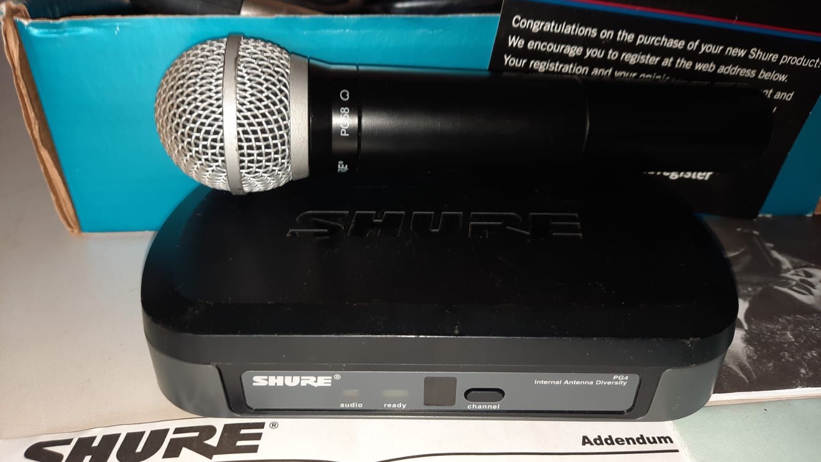 Mic sem fio Shure modelo pg58 semi novo na caixa funcionando 100%
R$2.000
