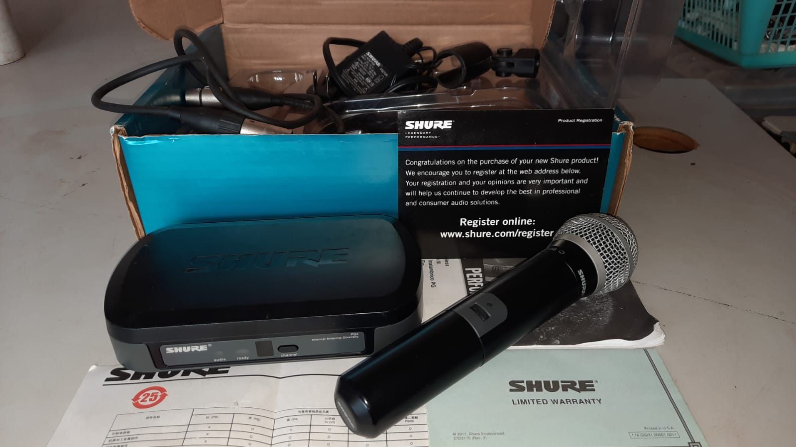 antigo Mic sem fio Shure modelo pg58 semi novo na caixa funcionando 100%
R$2.000