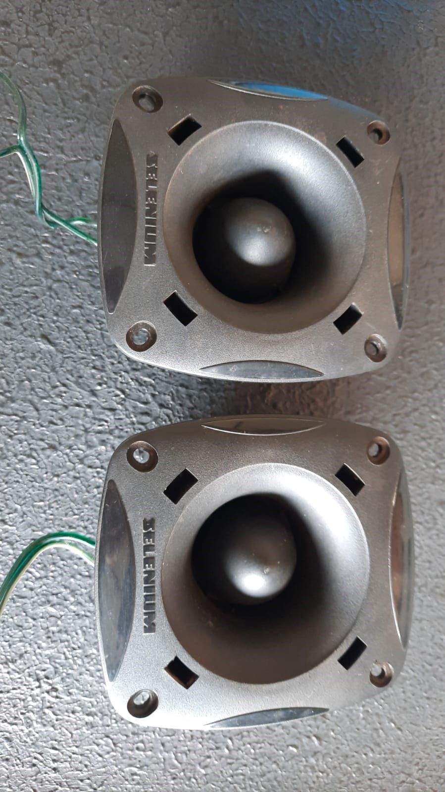 Par super Tweeter Selenium St200 100W Rms semi novo