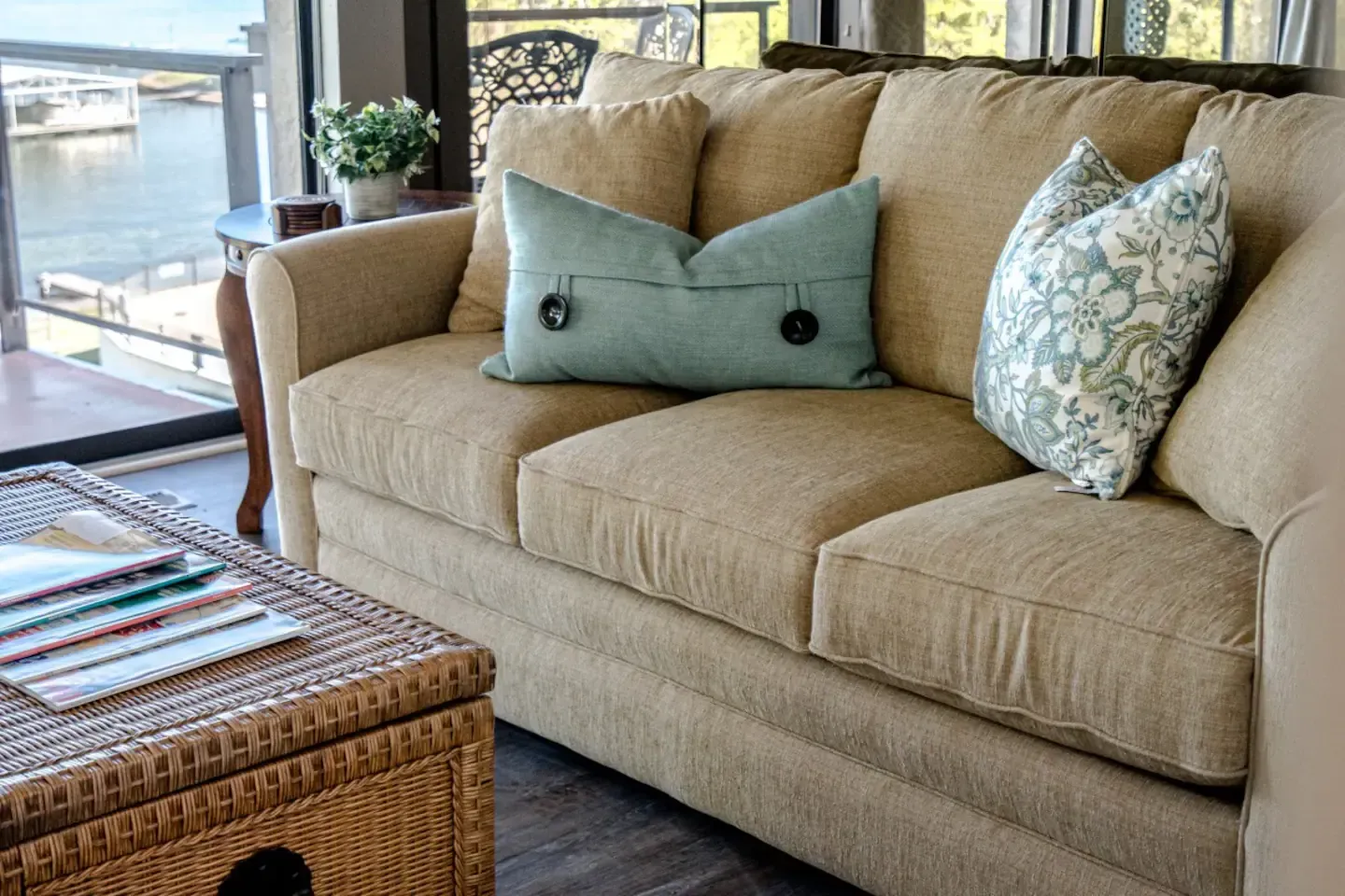 A living room with a couch and a coffee table