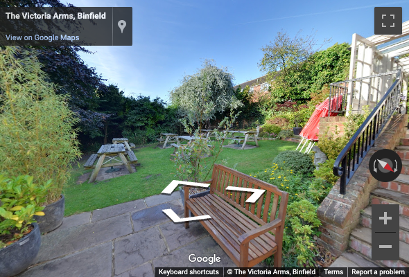 The Victoria Arms, Binfield | Garden