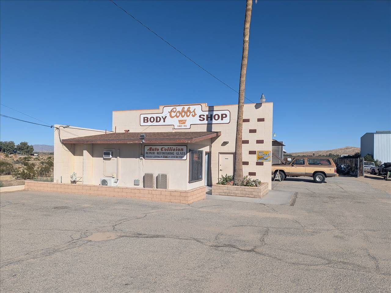 Cobb's Body Shop, LLC Storefront