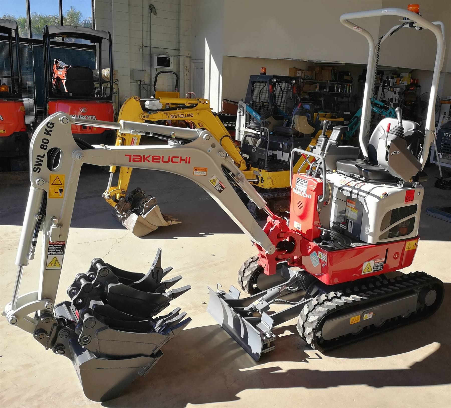 Mini excavator hire