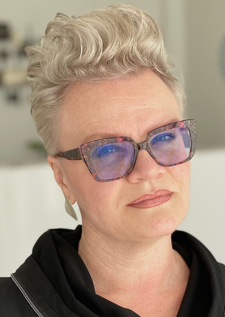 Dr. Marcela Megyery Babic