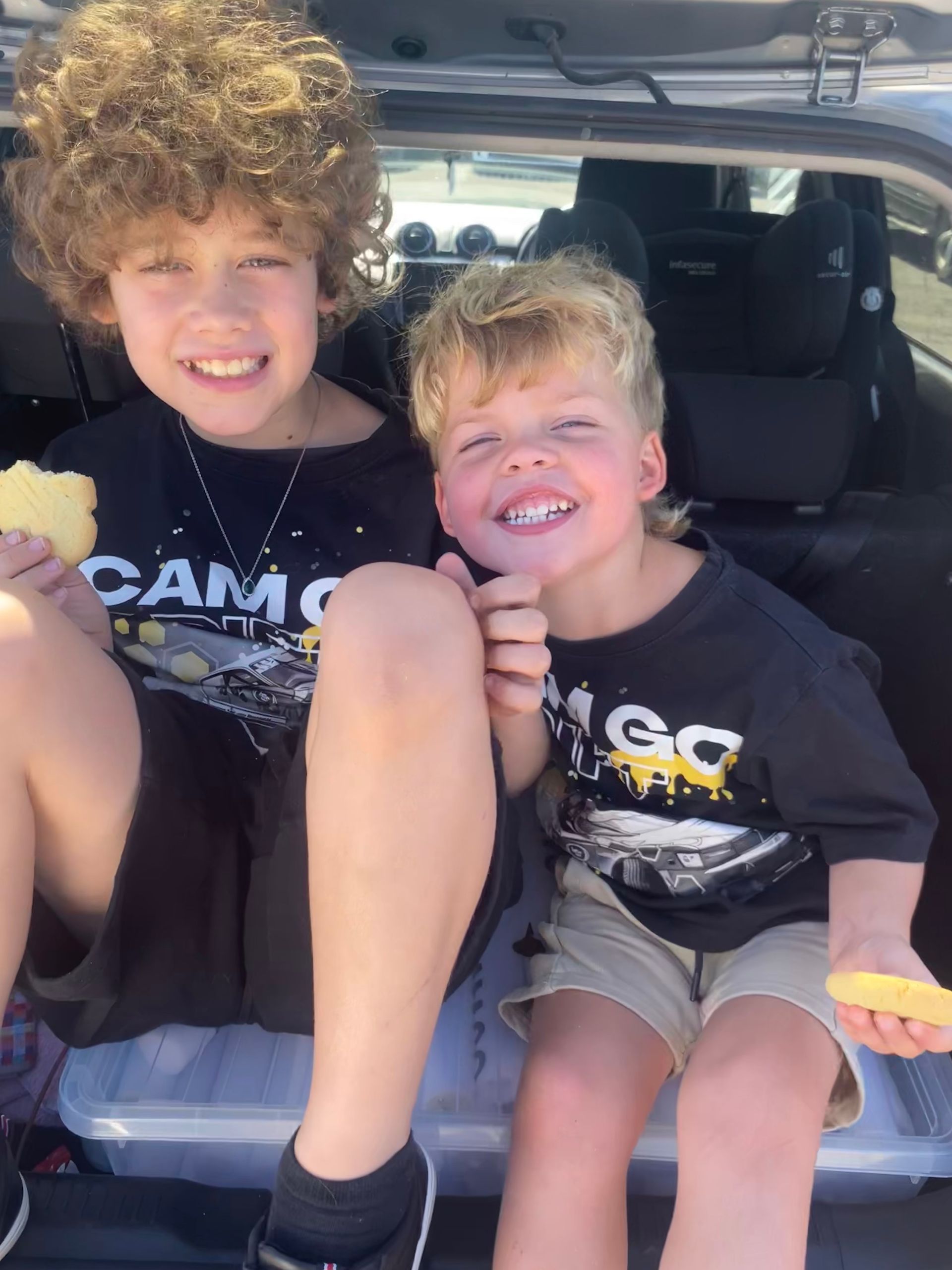 Young CamGoDrift Supporters