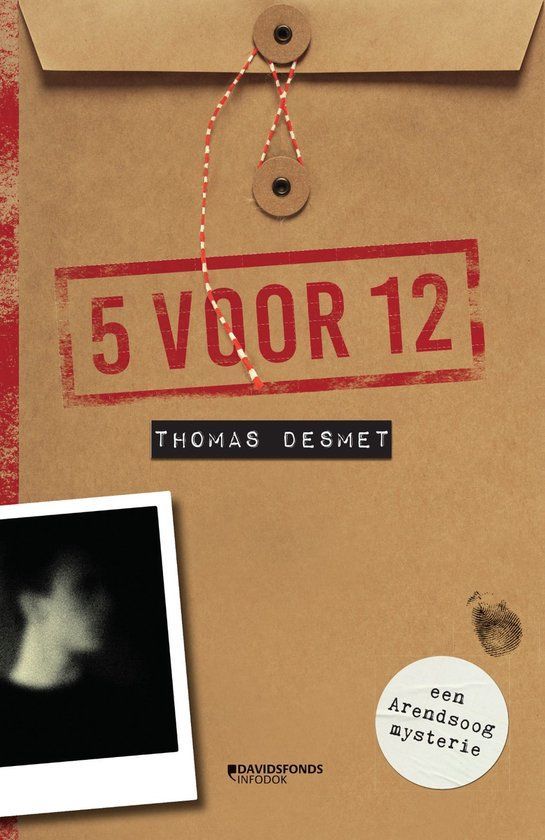 Boekrecensie Arendsoog 2 - 5 voor 12 - Thomas Desmet