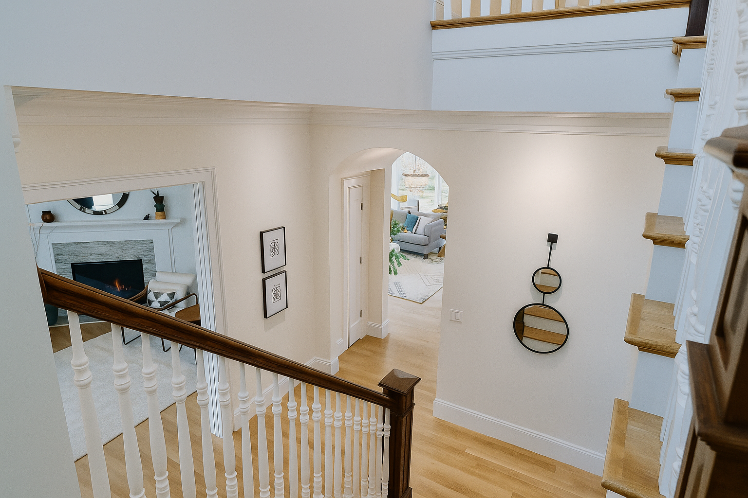 A bathroom with a sink , toilet , and bathtub.