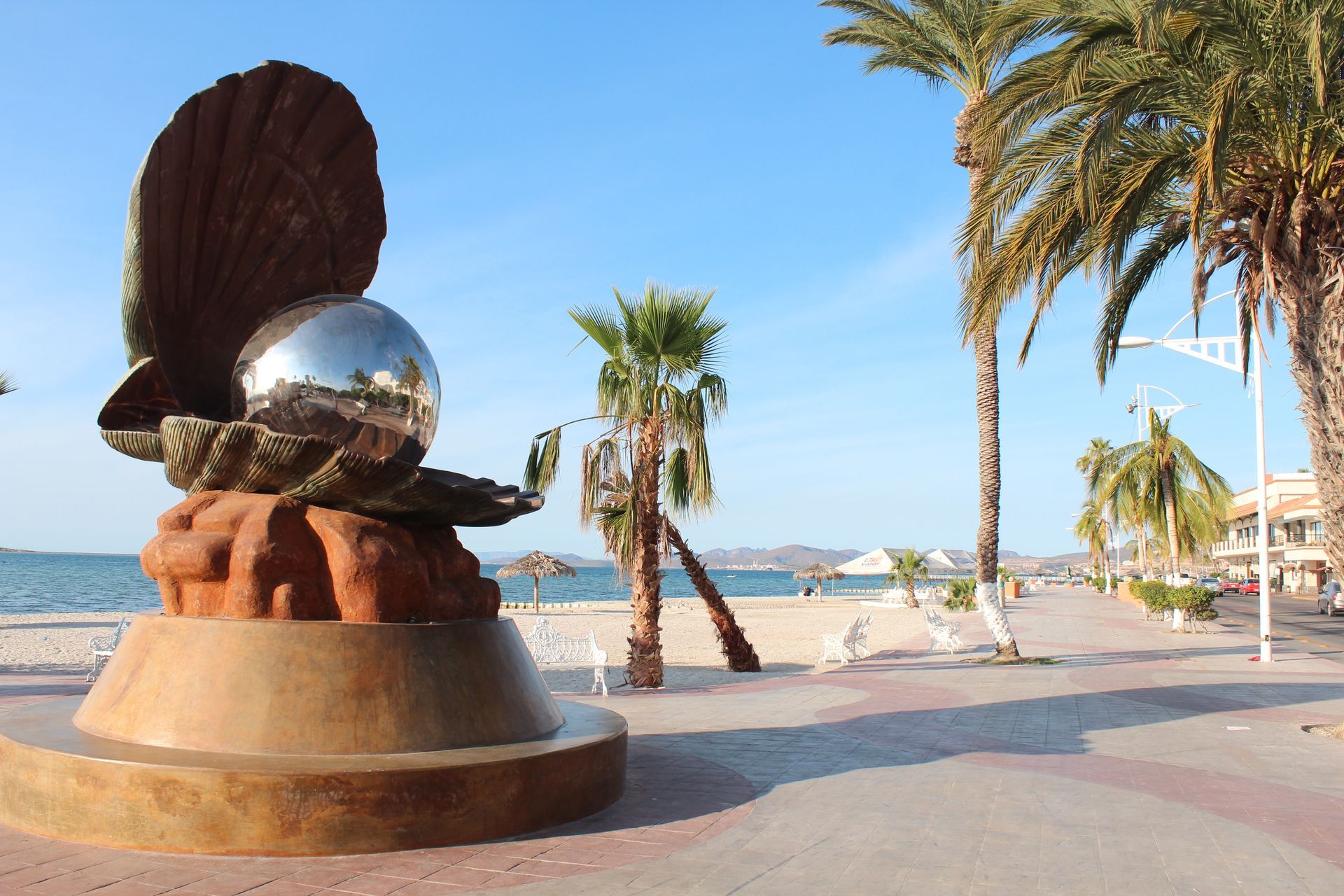 malecon de la paz mexico
