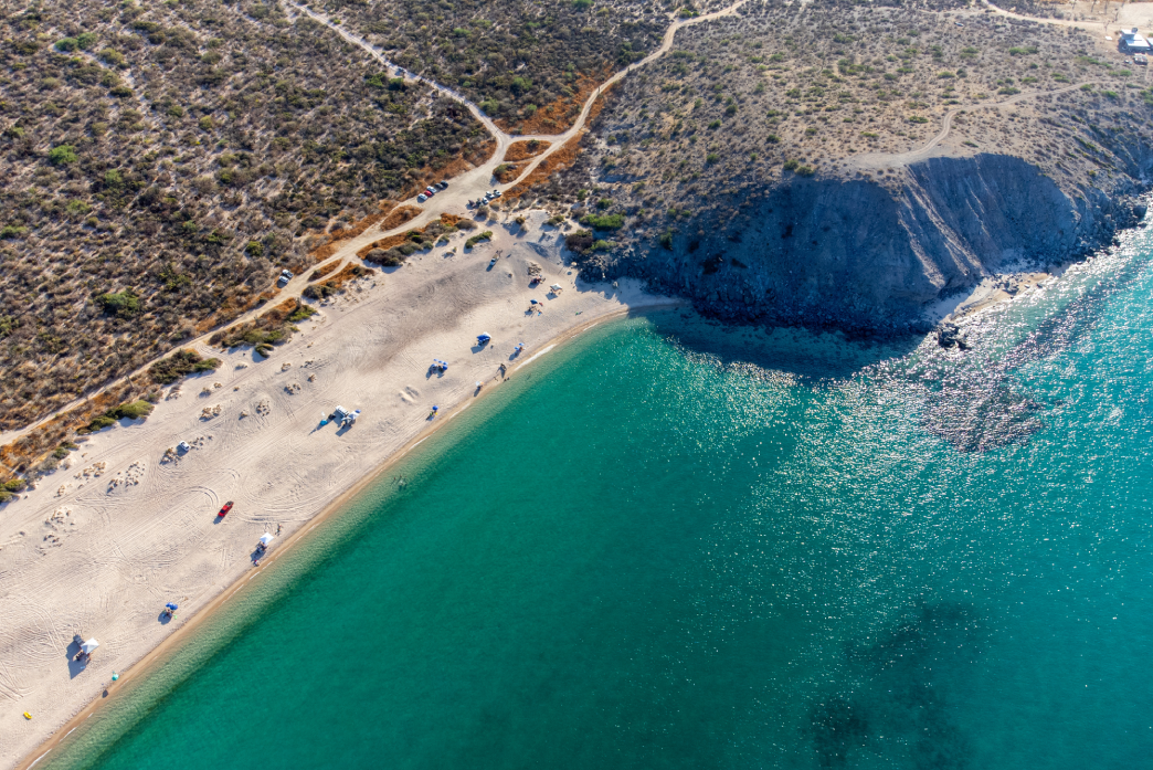 vista aerea de una playa de la paz