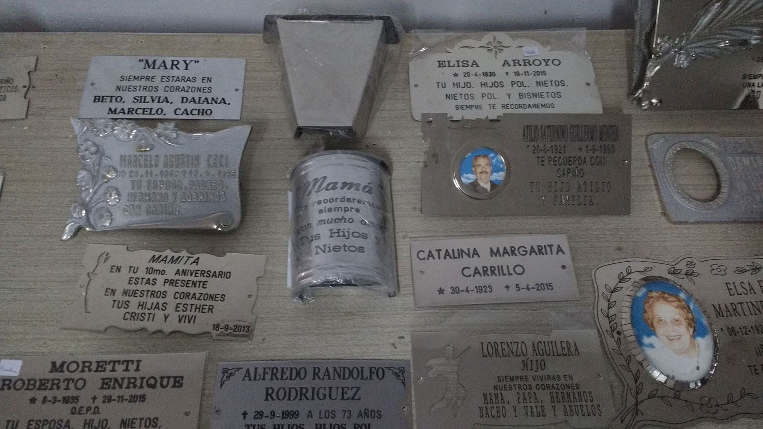 Carlos Larghi Flores