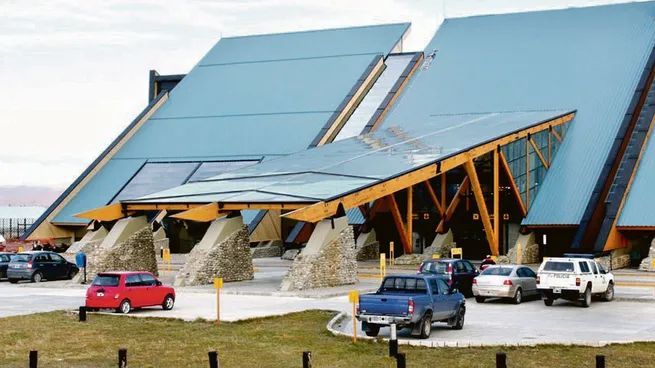 Ushuaia International Airport transfer USH