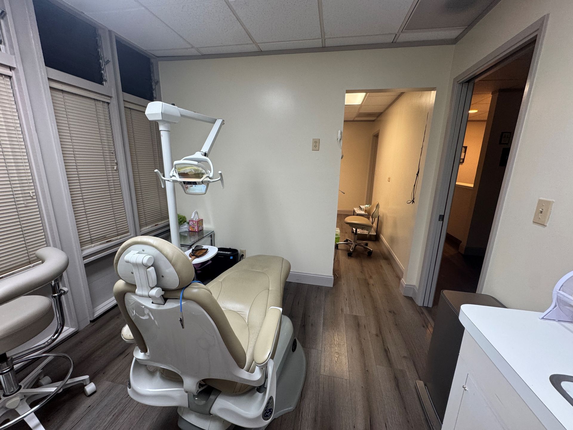 Amazing Smile Dental- Dental office exam room