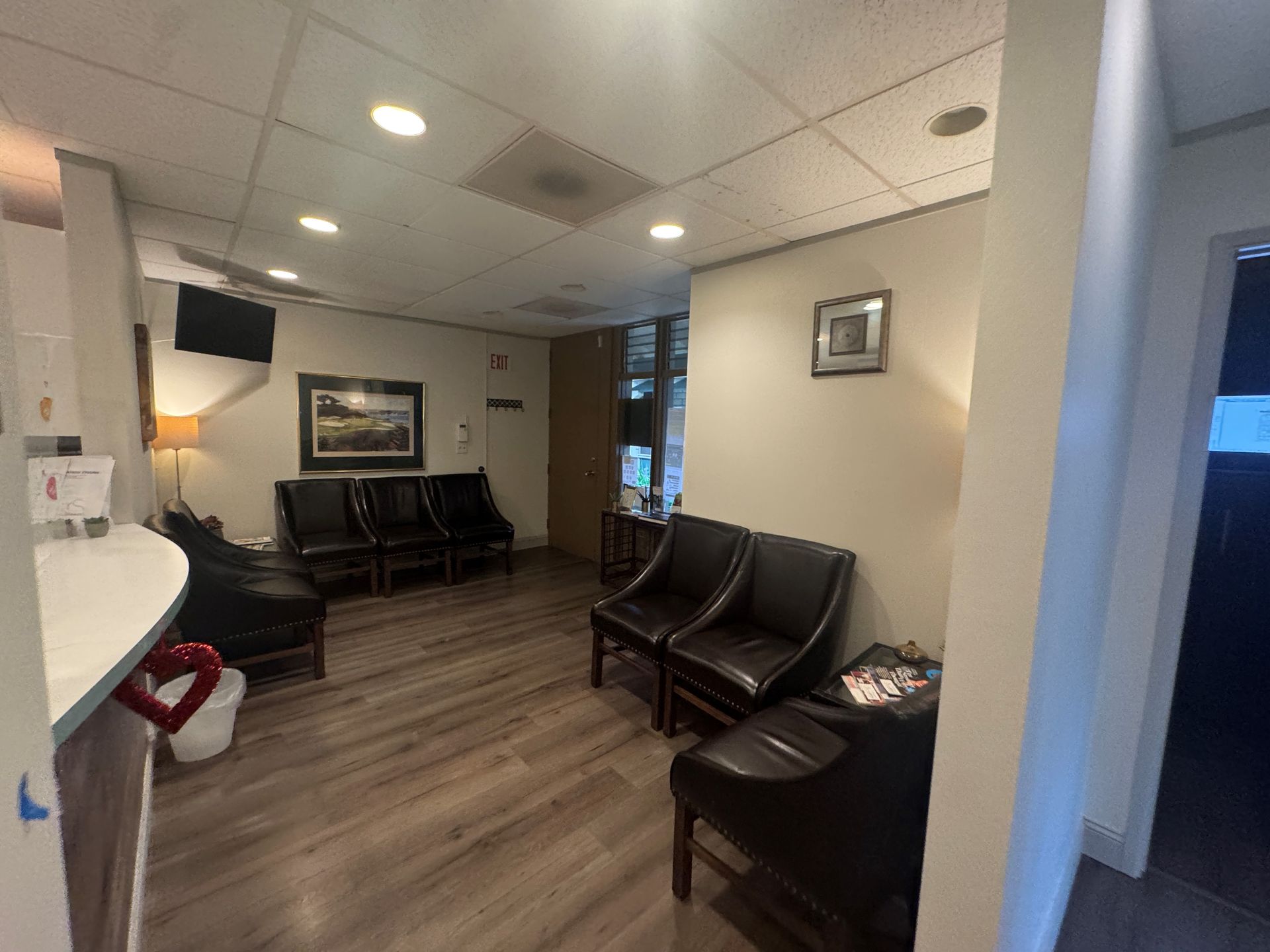 Amazing Smile Dental - waiting room