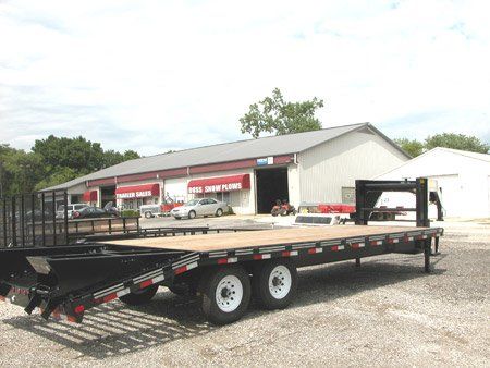 Gooseneck Flatbed Trailer — Valparaiso, IN – Valpo Trailer, Inc.