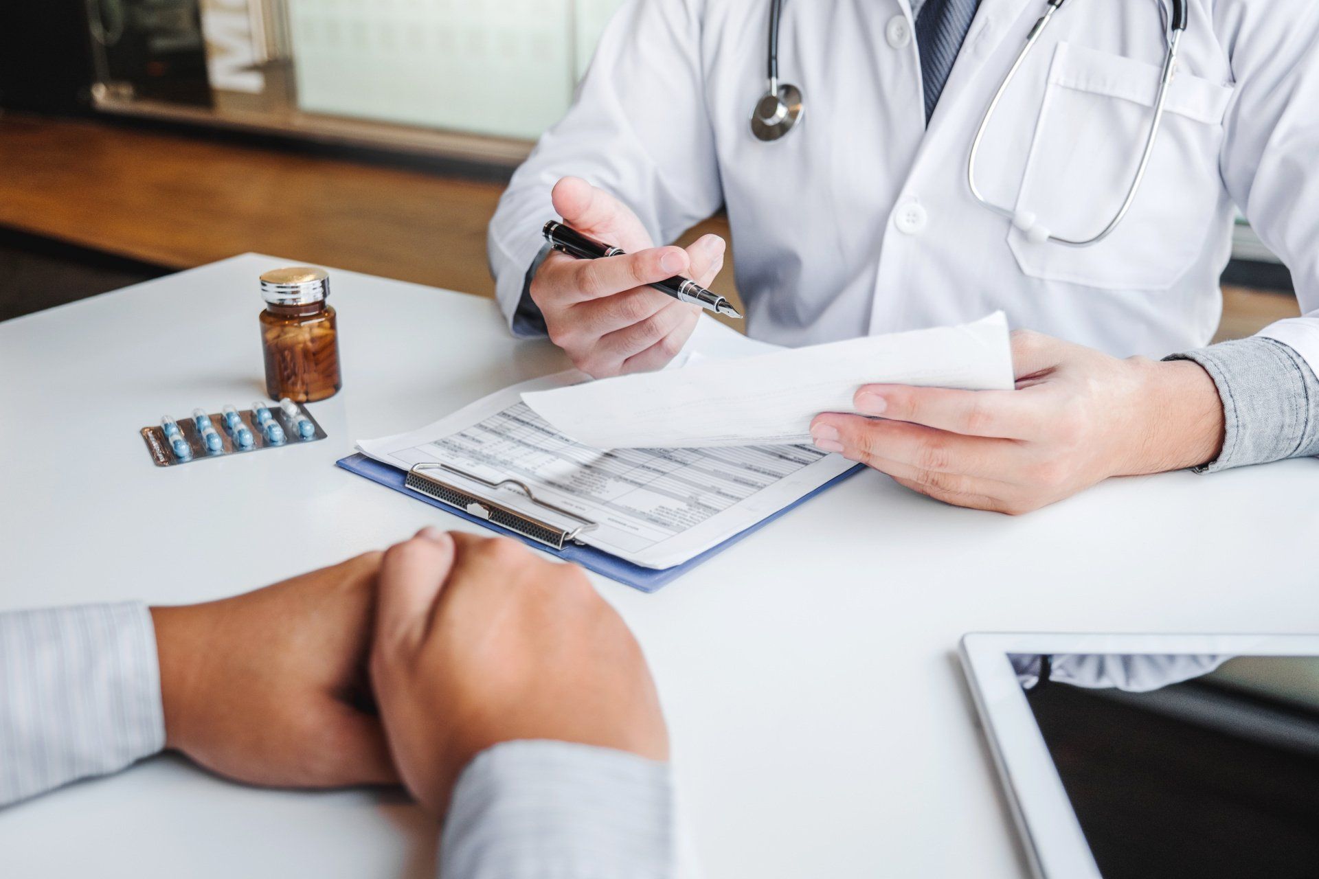 Médico especialista em câncer de testículo em Brasília