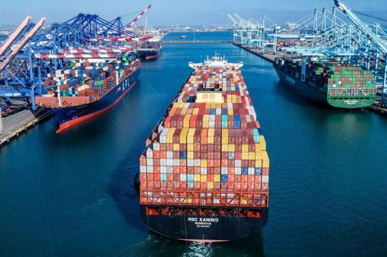 Celadon blog post regarding current ocean freight lead-times from Korea to the Port of Long Beach. L